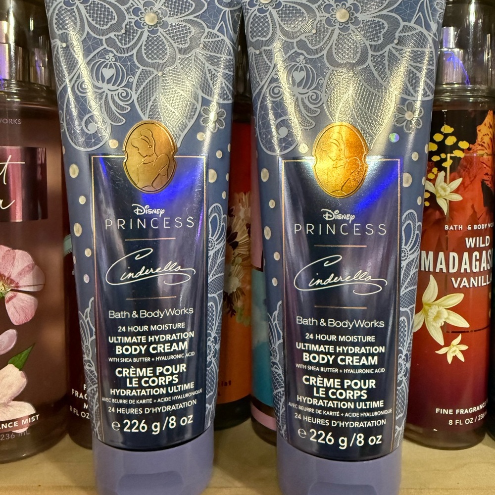 2 bbw Disney Princess Cinderella Body Cream - Blue and Gold